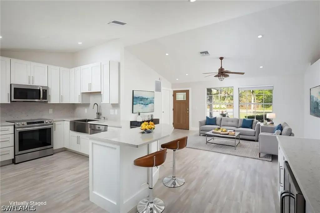 380 6th Street NE Naples FL 34120