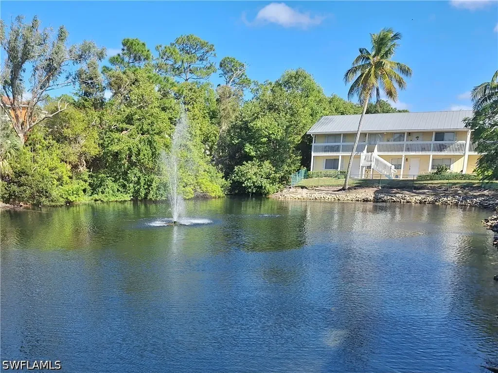 4633 Bayshore Drive Naples FL 34112