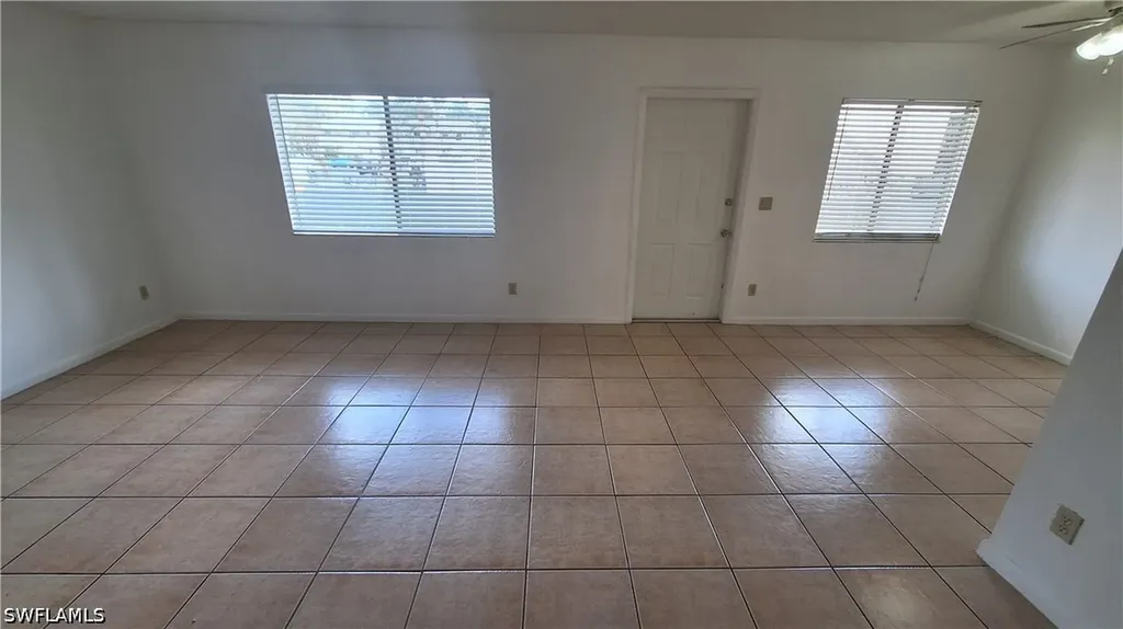 4633 Bayshore Drive Naples FL 34112