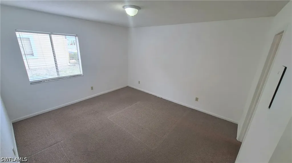4633 Bayshore Drive Naples FL 34112