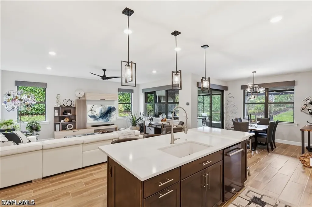 6678 Pennyroyal Drive Naples FL 34114