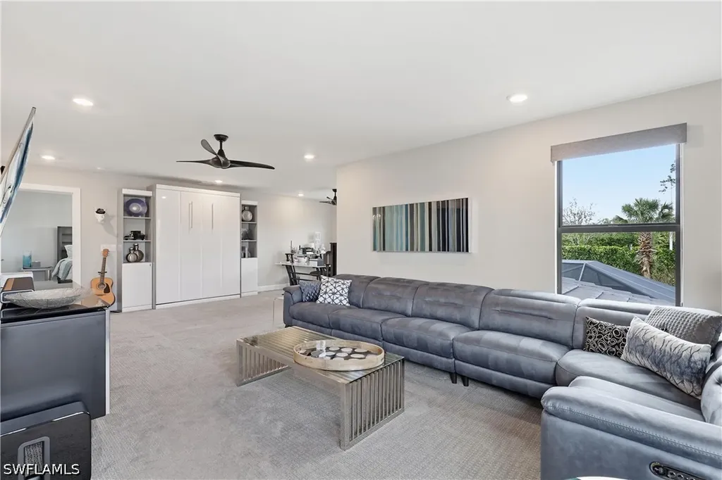 6678 Pennyroyal Drive Naples FL 34114