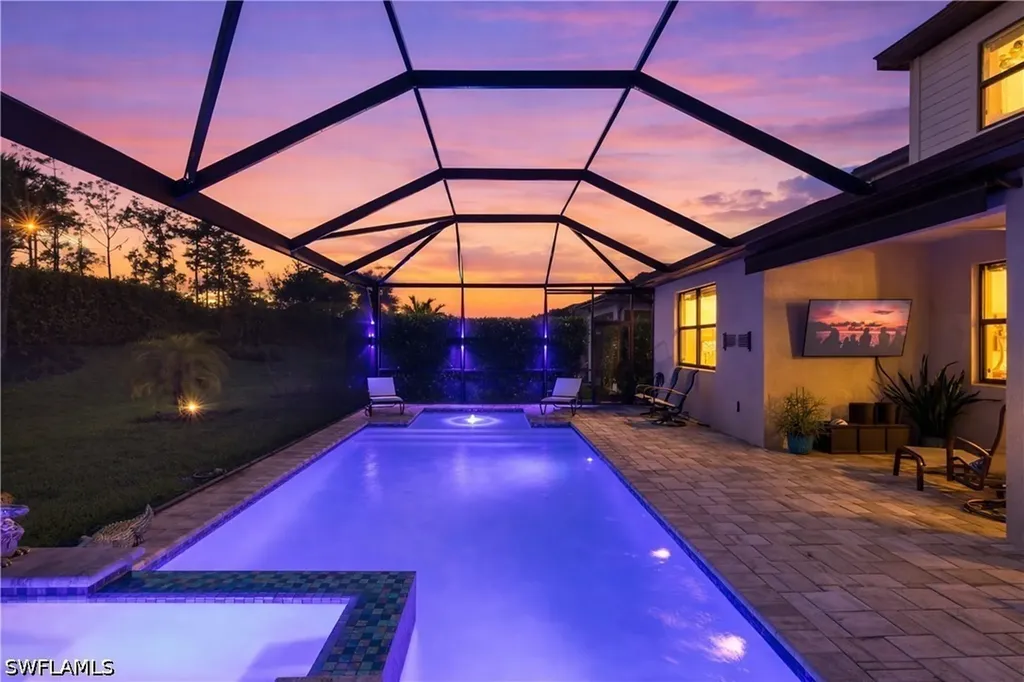 6678 Pennyroyal Drive Naples FL 34114