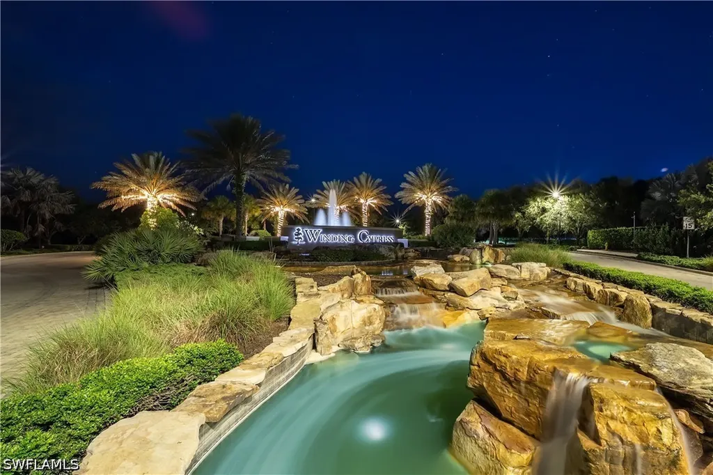 6678 Pennyroyal Drive Naples FL 34114