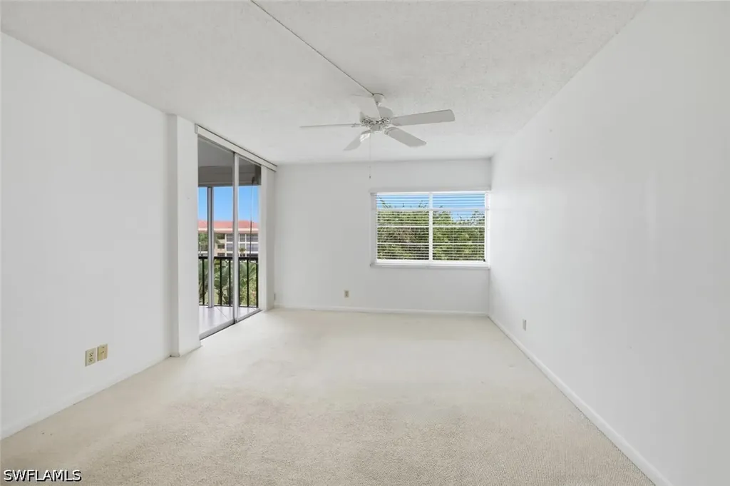 1087 Forest Lakes Drive Naples FL 34105