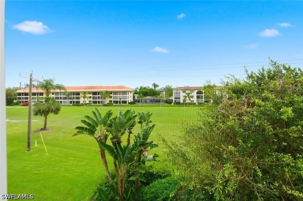 1087 Forest Lakes Drive Naples FL 34105
