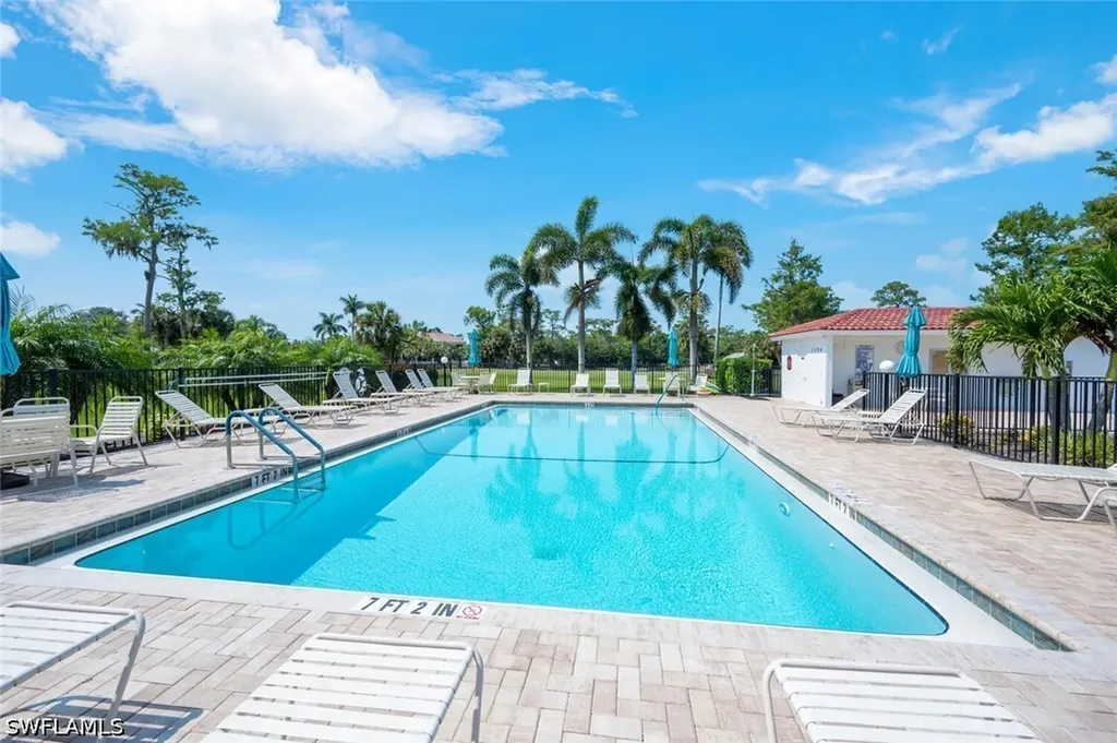 1087 Forest Lakes Drive Naples FL 34105