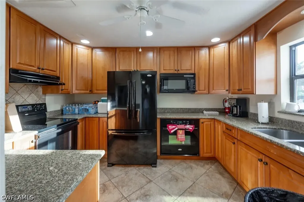 1087 Forest Lakes Drive Naples FL 34105
