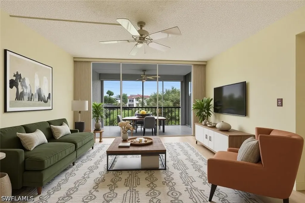 1087 Forest Lakes Drive Naples FL 34105