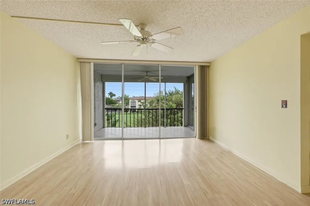 1087 Forest Lakes Drive Naples FL 34105