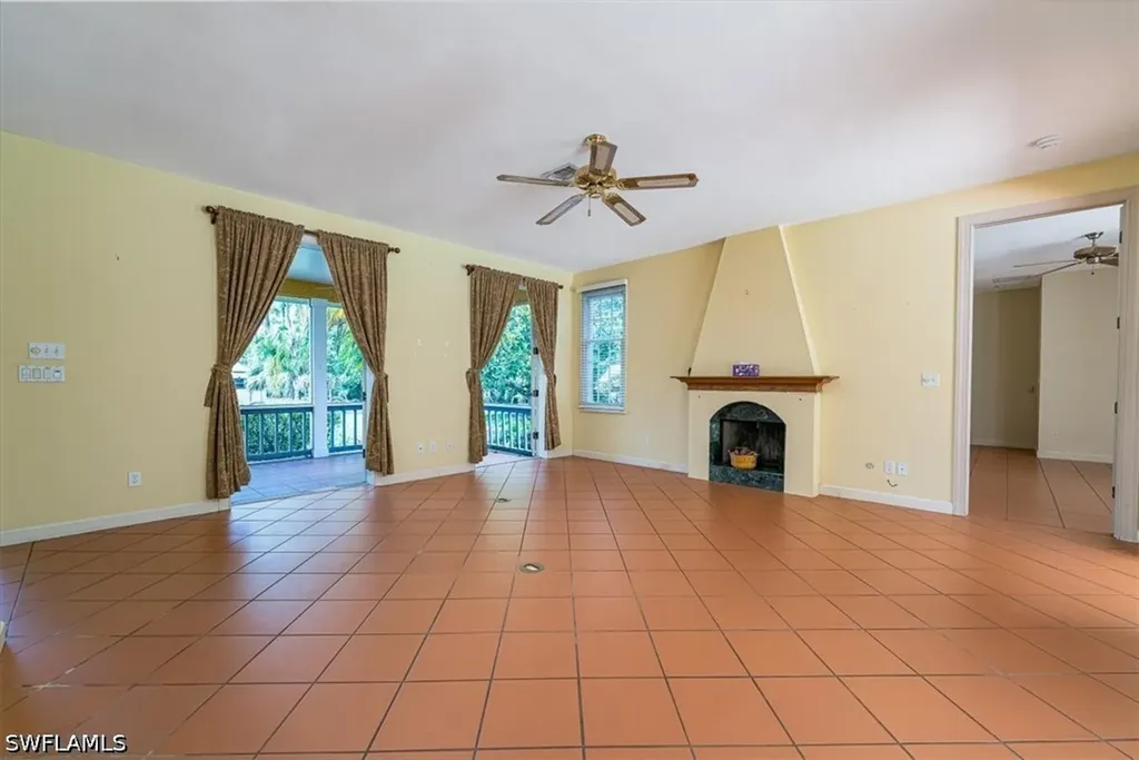 2790 66th Street SW Naples FL 34105