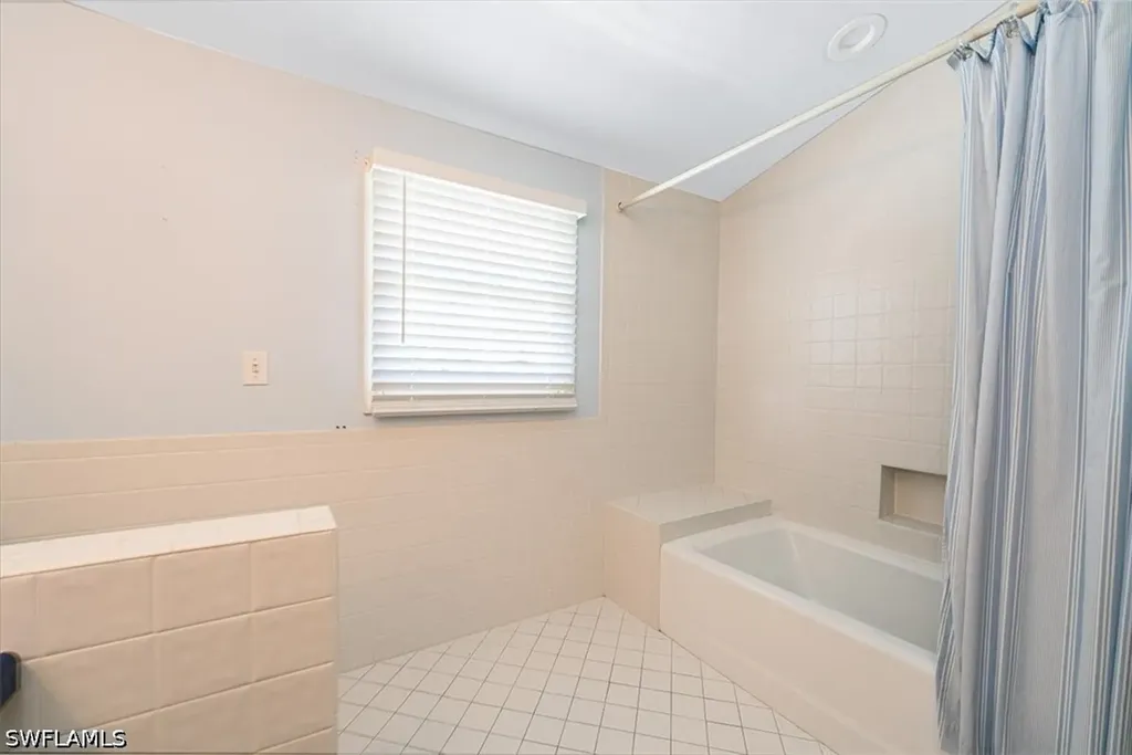 2790 66th Street SW Naples FL 34105