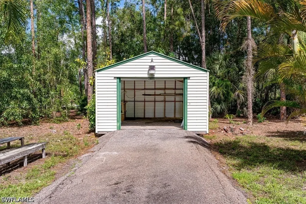 2790 66th Street SW Naples FL 34105