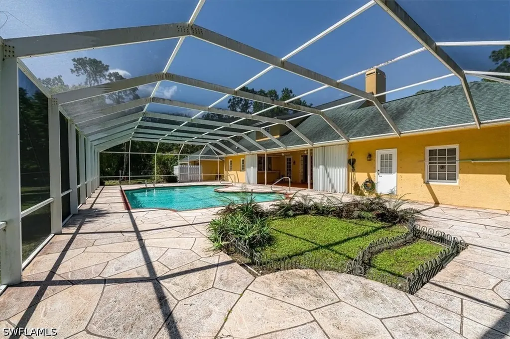 2790 66th Street SW Naples FL 34105