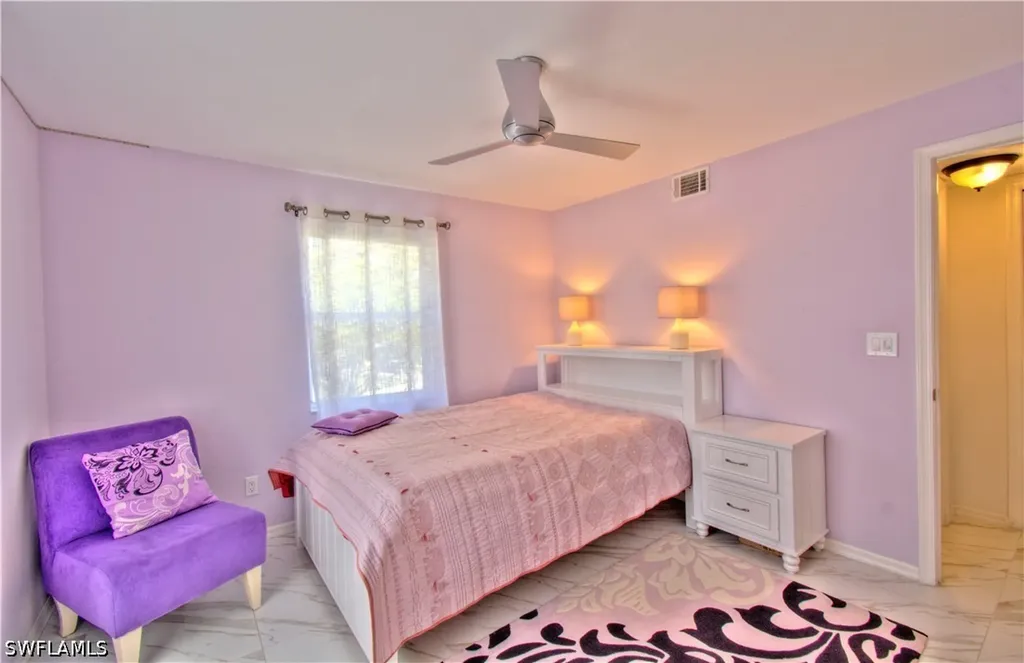9590 Victoria Lane Naples FL 34109
