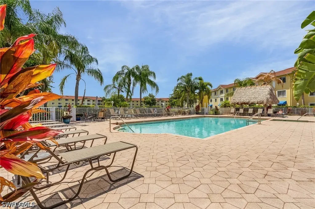 8288 Key Royal Lane Naples FL 34119