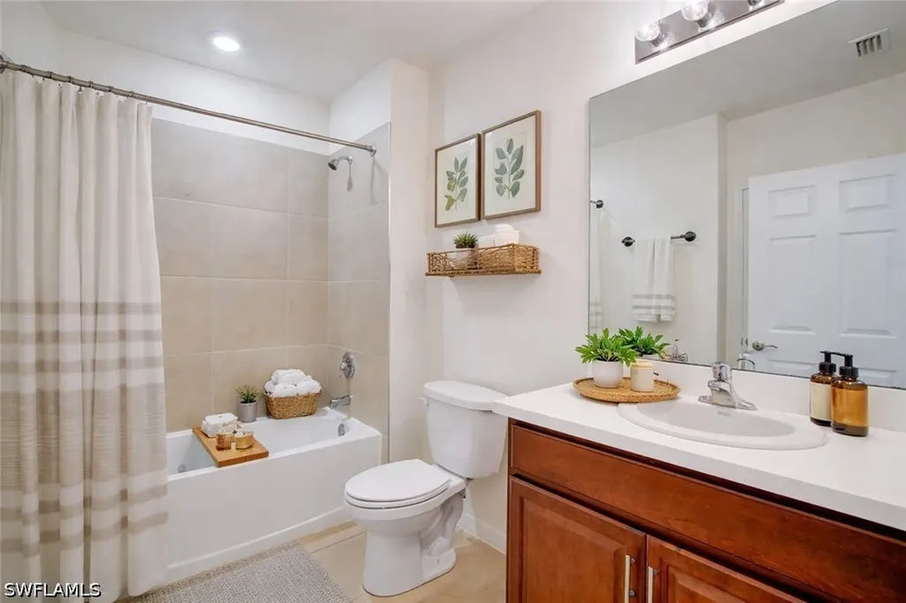 211 NE 20th Street Cape Coral FL 33909