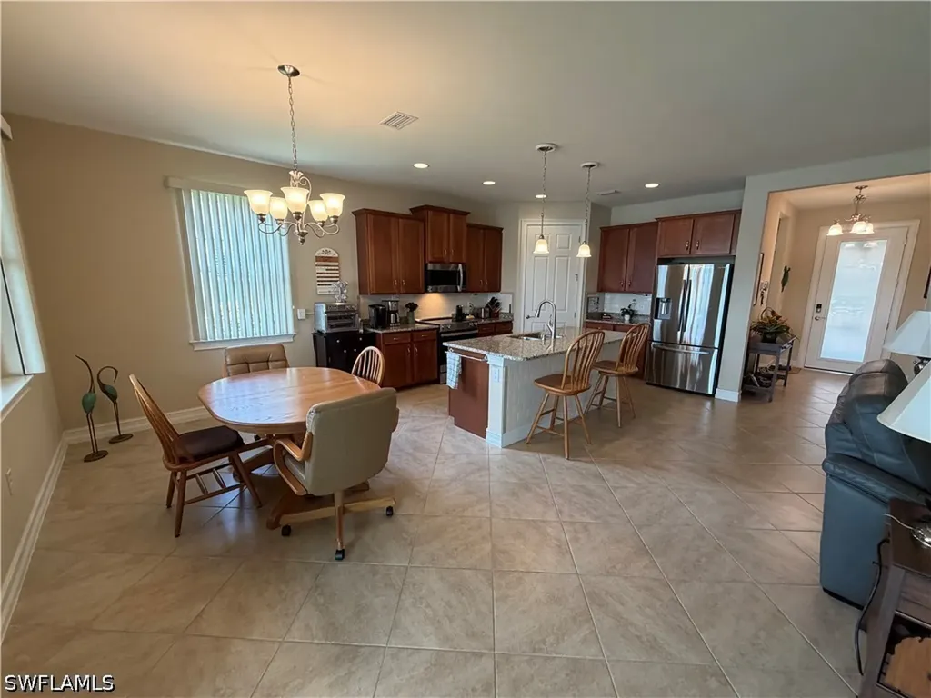 3156 Amadora Circle Cape Coral FL 33909
