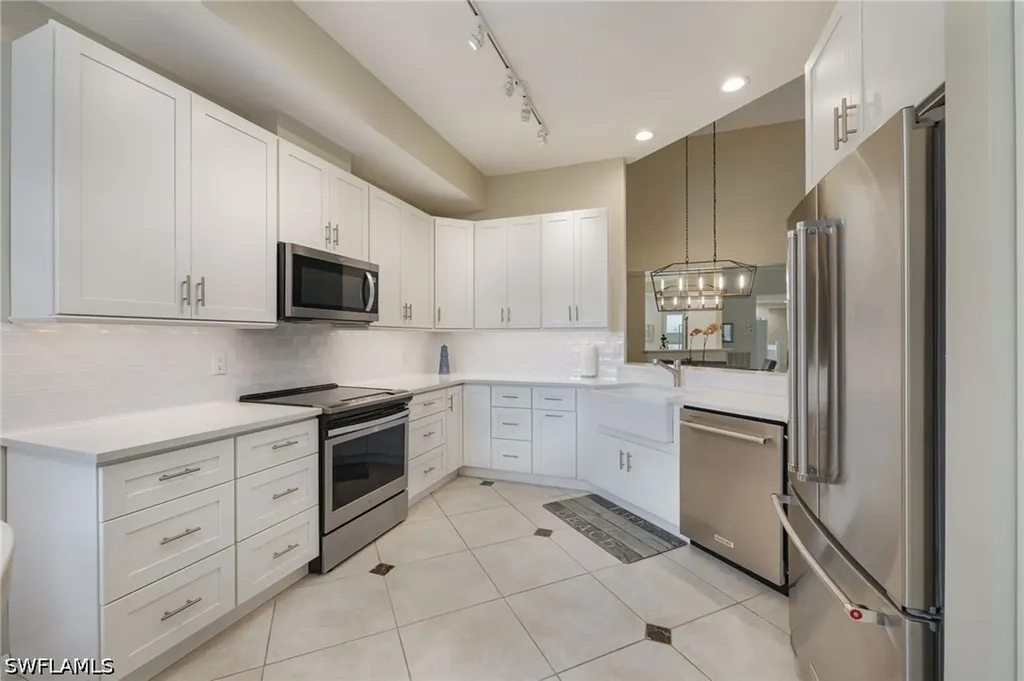 1505 Clermont Drive Naples FL 34109