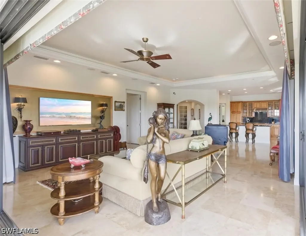 2538 Marquesa Royale Lane Naples FL 34109