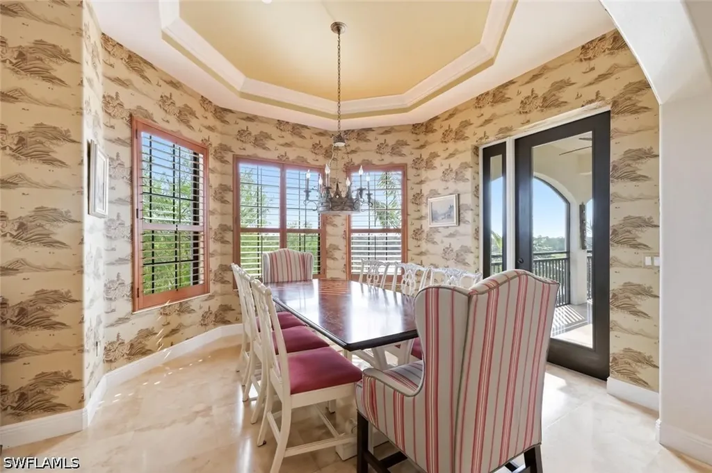 2538 Marquesa Royale Lane Naples FL 34109