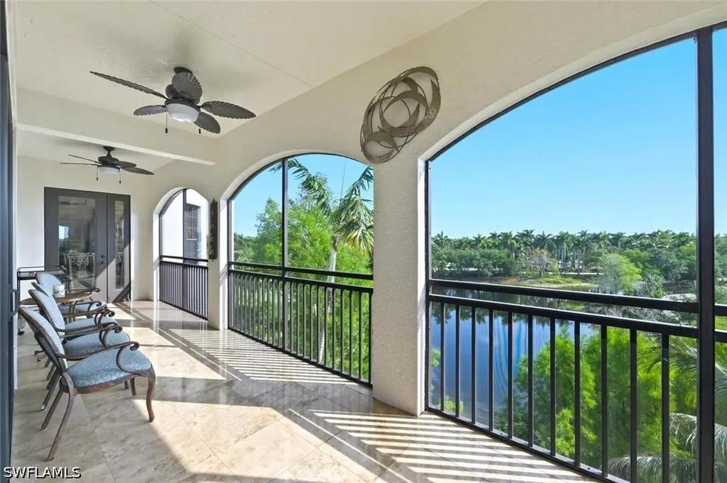 2538 Marquesa Royale Lane Naples FL 34109