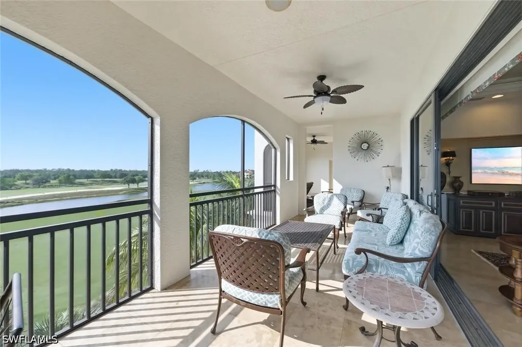 2538 Marquesa Royale Lane Naples FL 34109