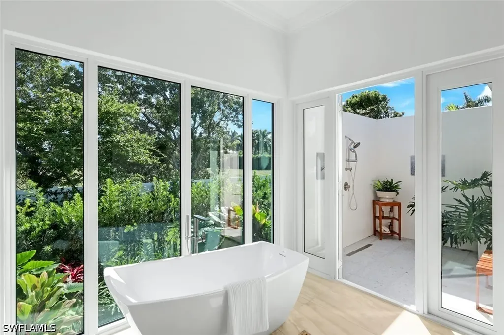 3136 Ravenna Avenue Naples FL 34120