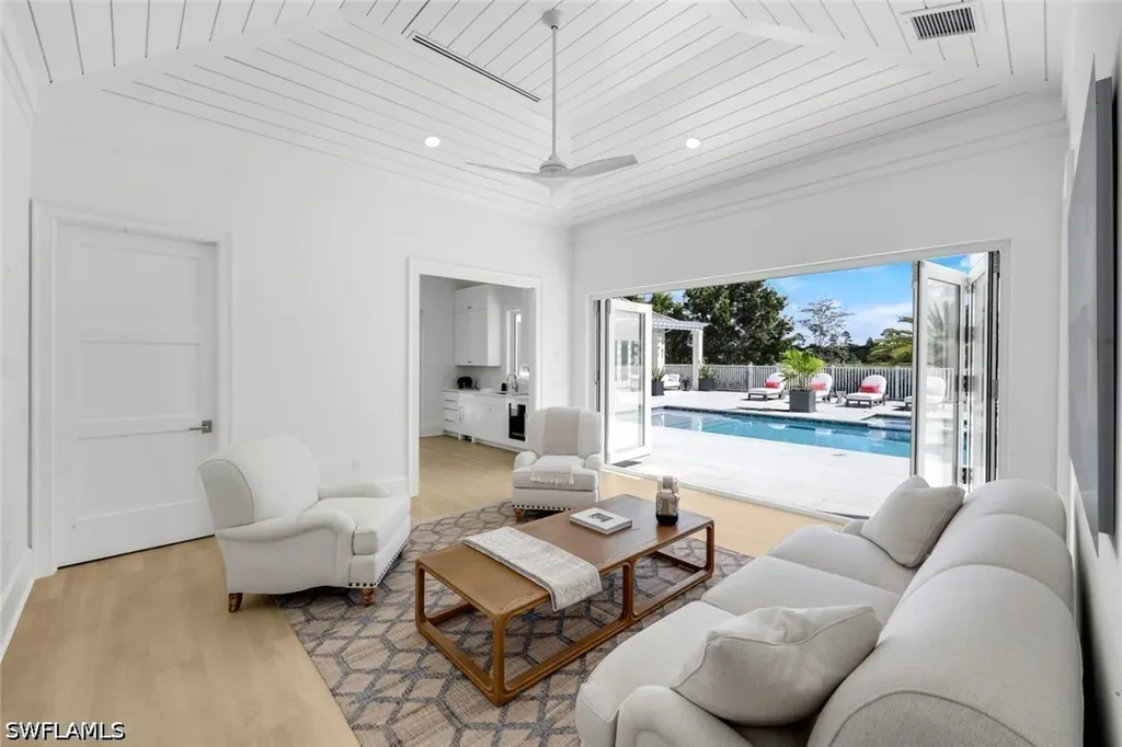 3136 Ravenna Avenue Naples FL 34120
