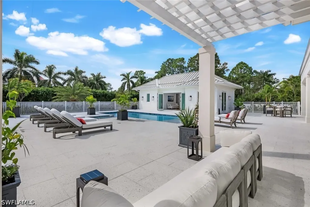3136 Ravenna Avenue Naples FL 34120
