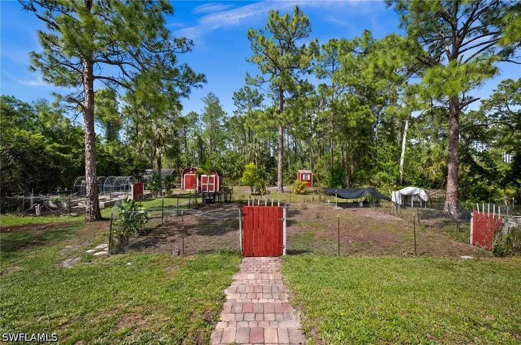 2345 31st Avenue NE Naples FL 34120