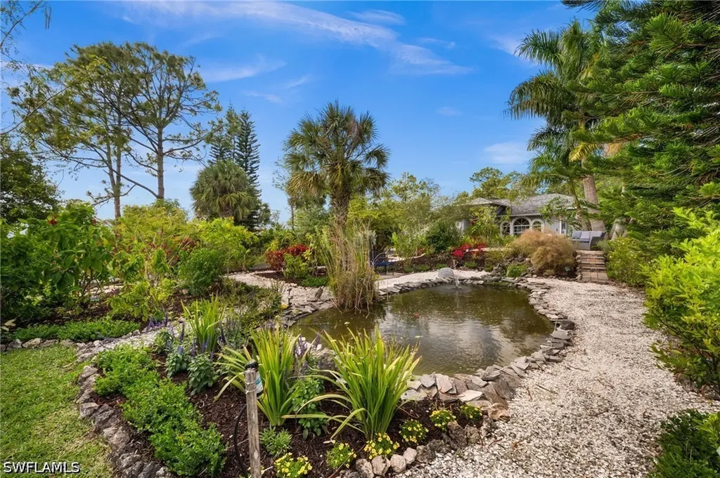2345 31st Avenue NE Naples FL 34120