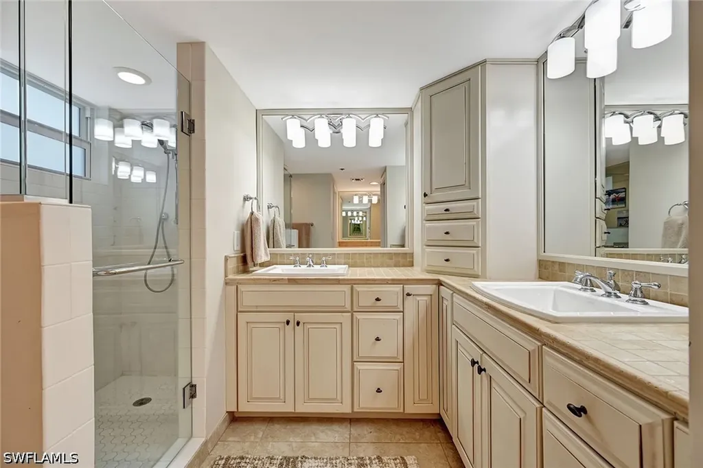 5550 Heron Point Drive Naples FL 34108