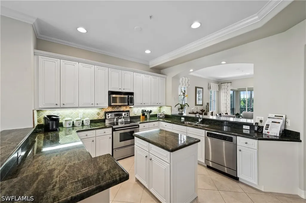 2658 Bolero Drive Naples FL 34109