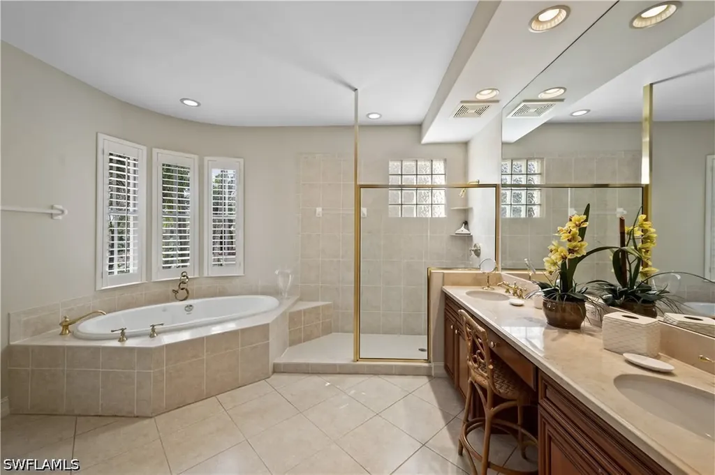 2658 Bolero Drive Naples FL 34109