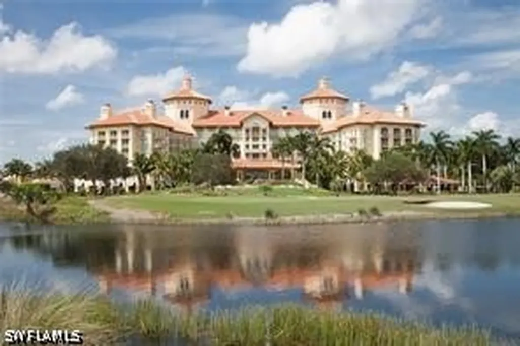 2658 Bolero Drive Naples FL 34109