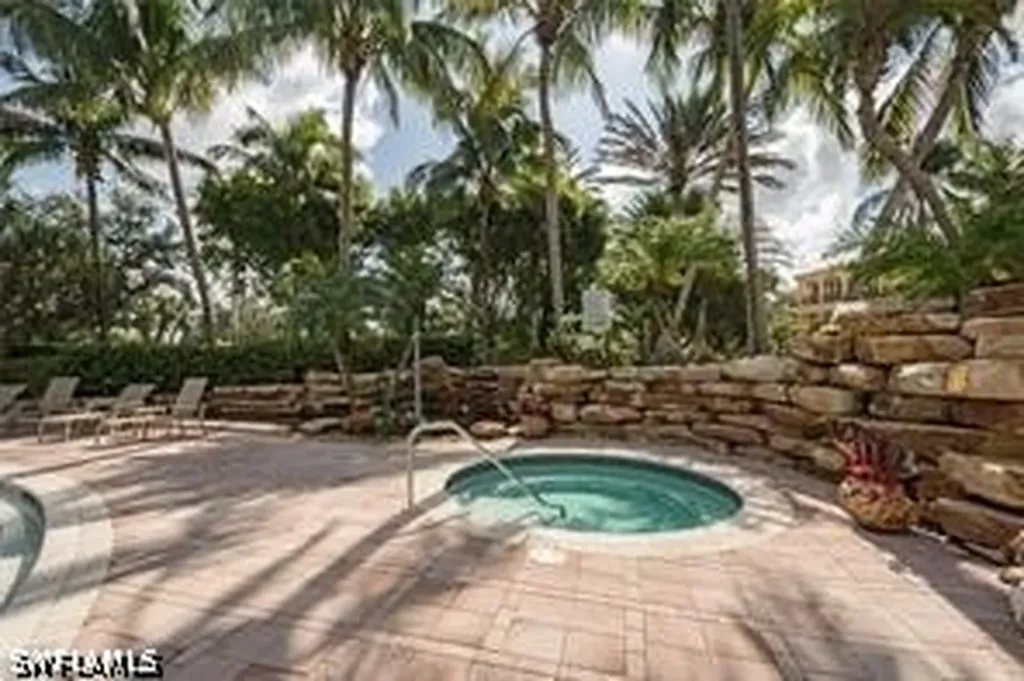 2658 Bolero Drive Naples FL 34109