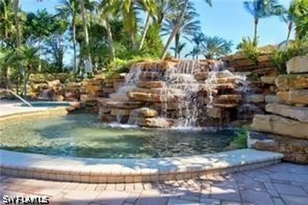 2658 Bolero Drive Naples FL 34109