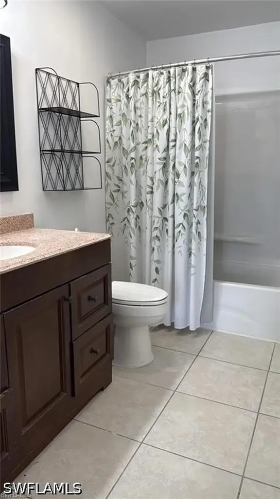 4211 Cindy Avenue Naples FL 34112