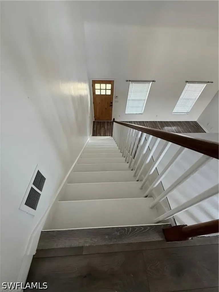 4211 Cindy Avenue Naples FL 34112