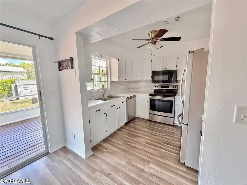 4211 Cindy Avenue Naples FL 34112