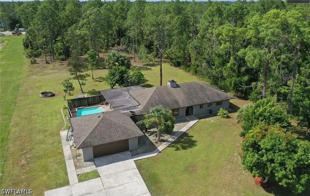 1130 Golden Gate Boulevard E Naples FL 34120