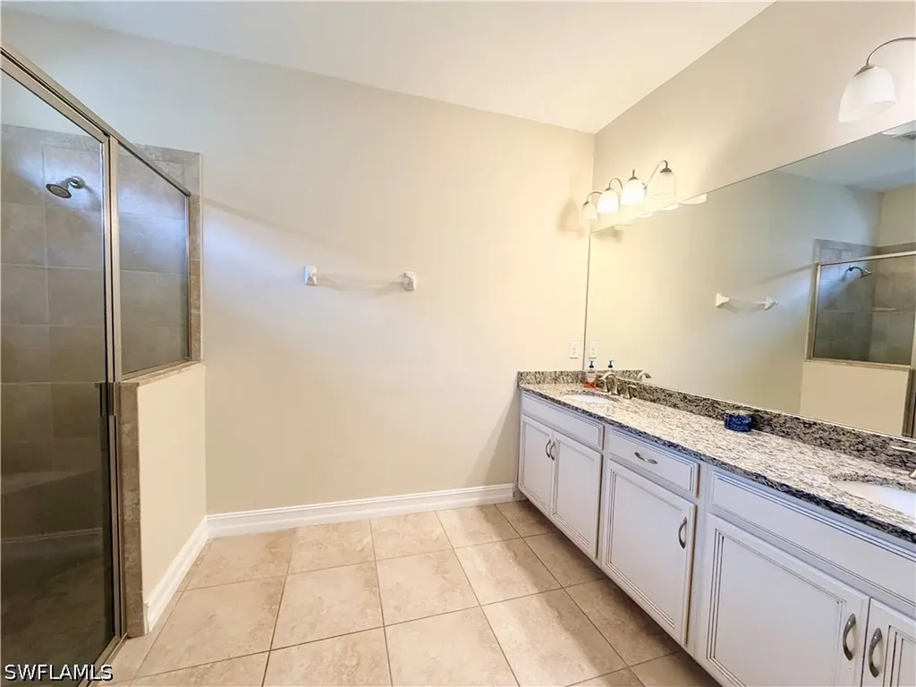 16432 Aberdeen Way Naples FL 34110