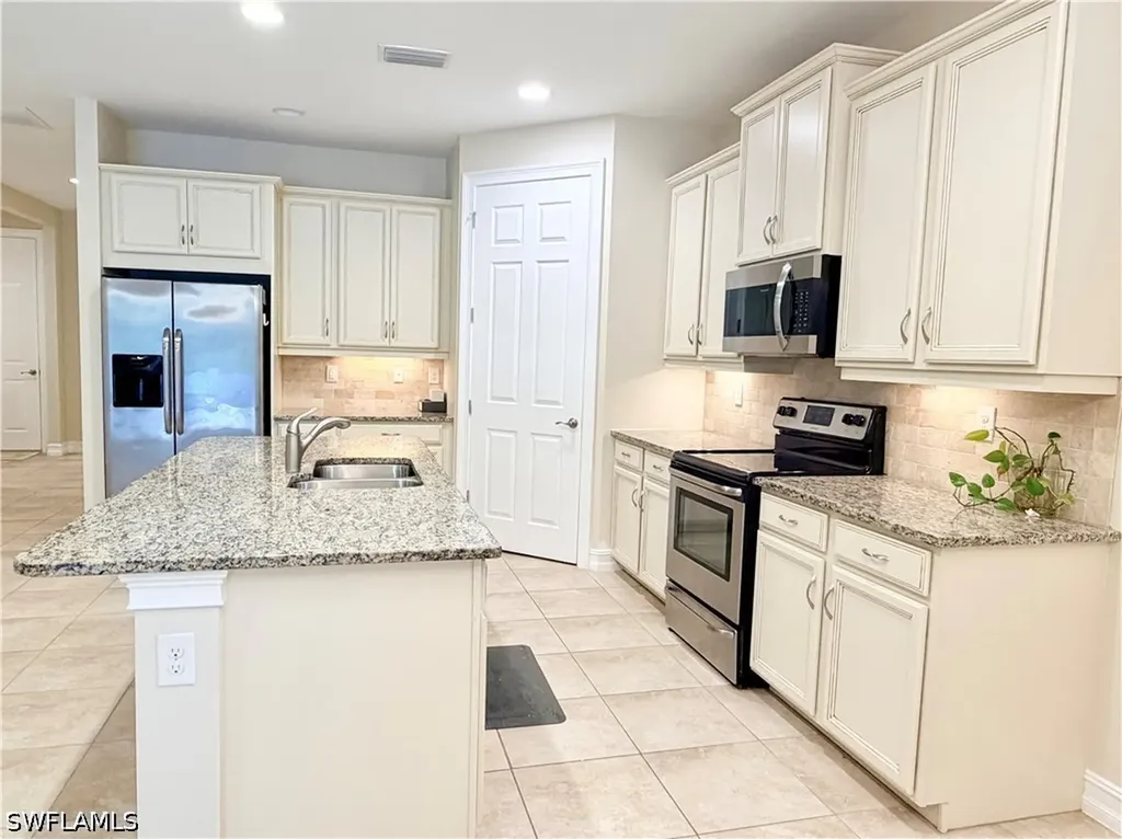 16432 Aberdeen Way Naples FL 34110