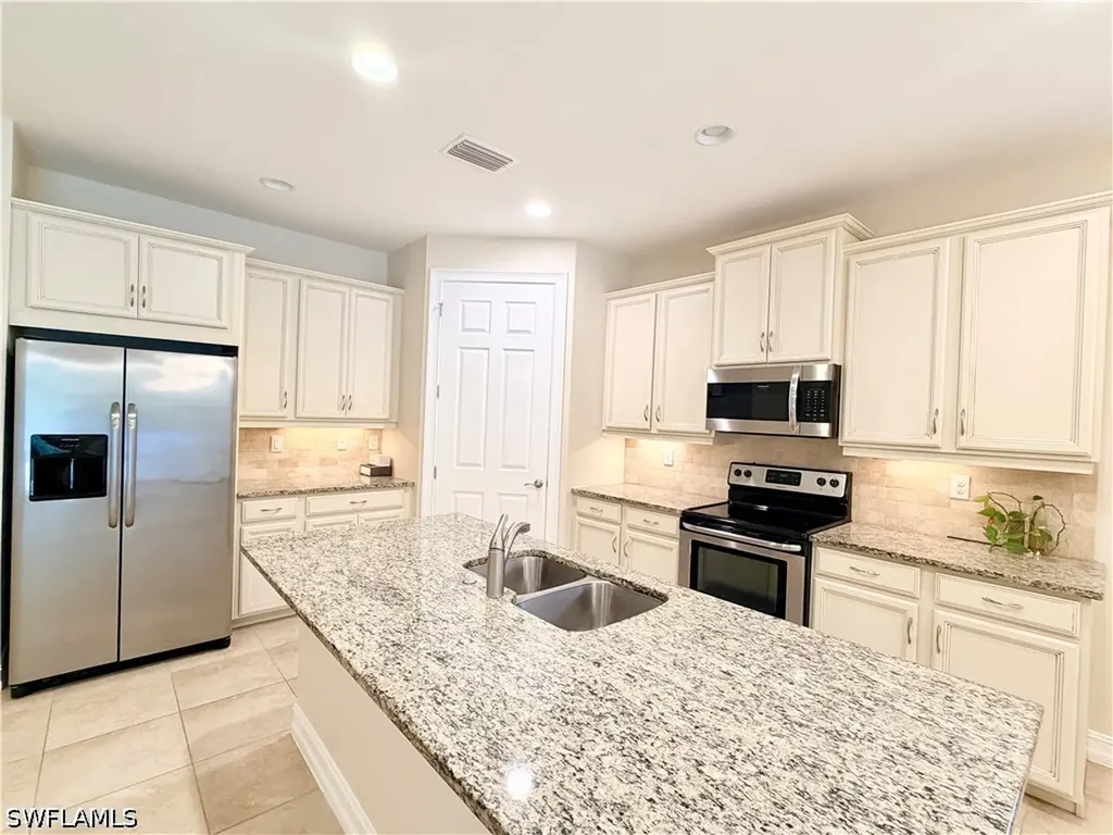 16432 Aberdeen Way Naples FL 34110