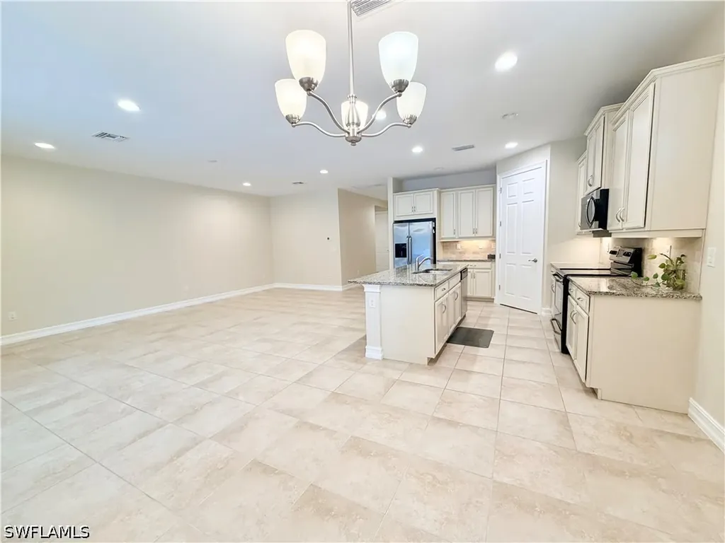 16432 Aberdeen Way Naples FL 34110
