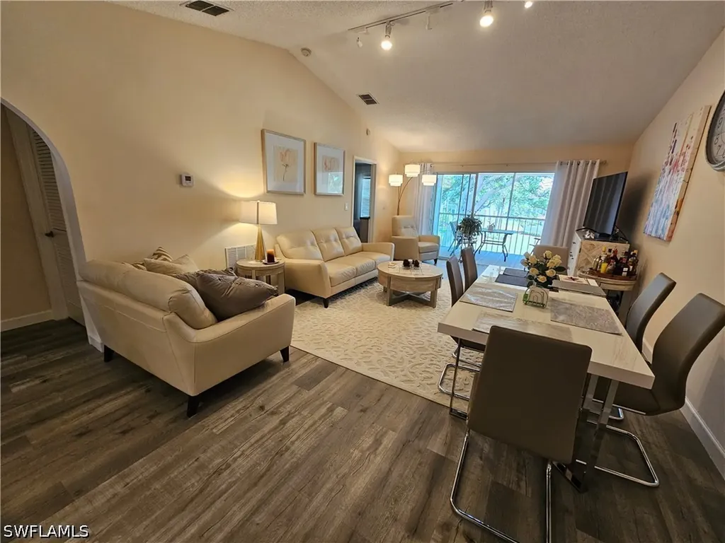 668 Mardel Court Naples FL 34104