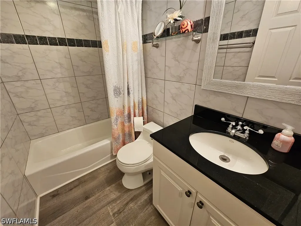 668 Mardel Court Naples FL 34104