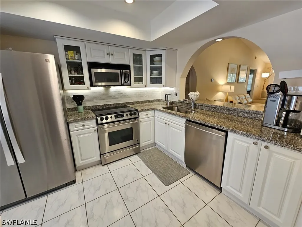 668 Mardel Court Naples FL 34104
