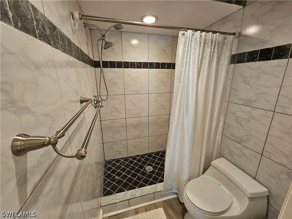 668 Mardel Court Naples FL 34104